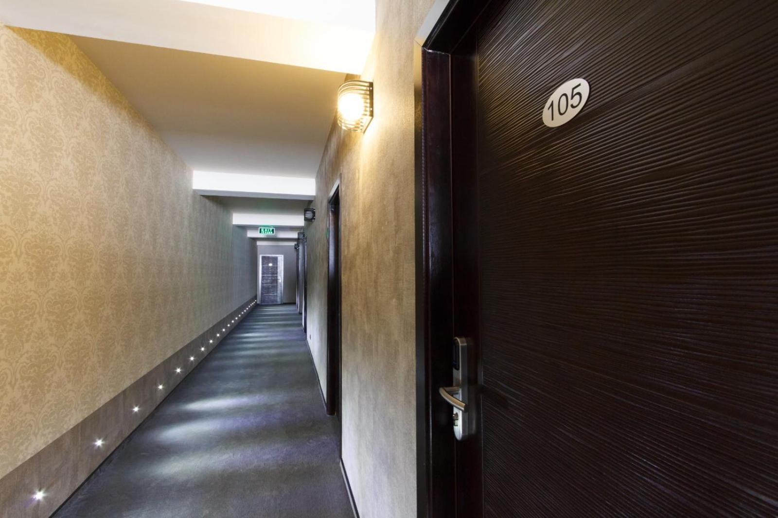 Ymy Hotels Târgu Jiu المظهر الخارجي الصورة