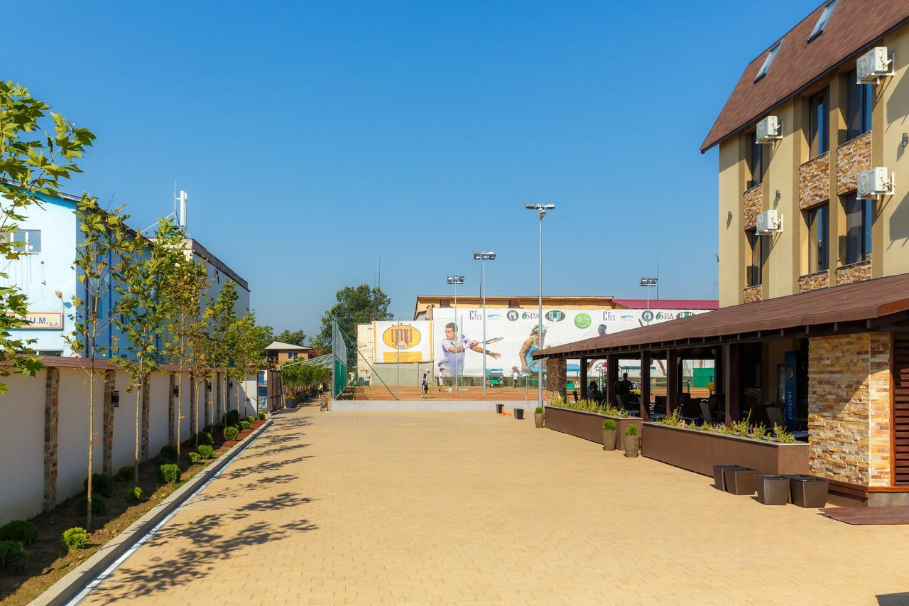 Ymy Hotels Târgu Jiu المظهر الخارجي الصورة