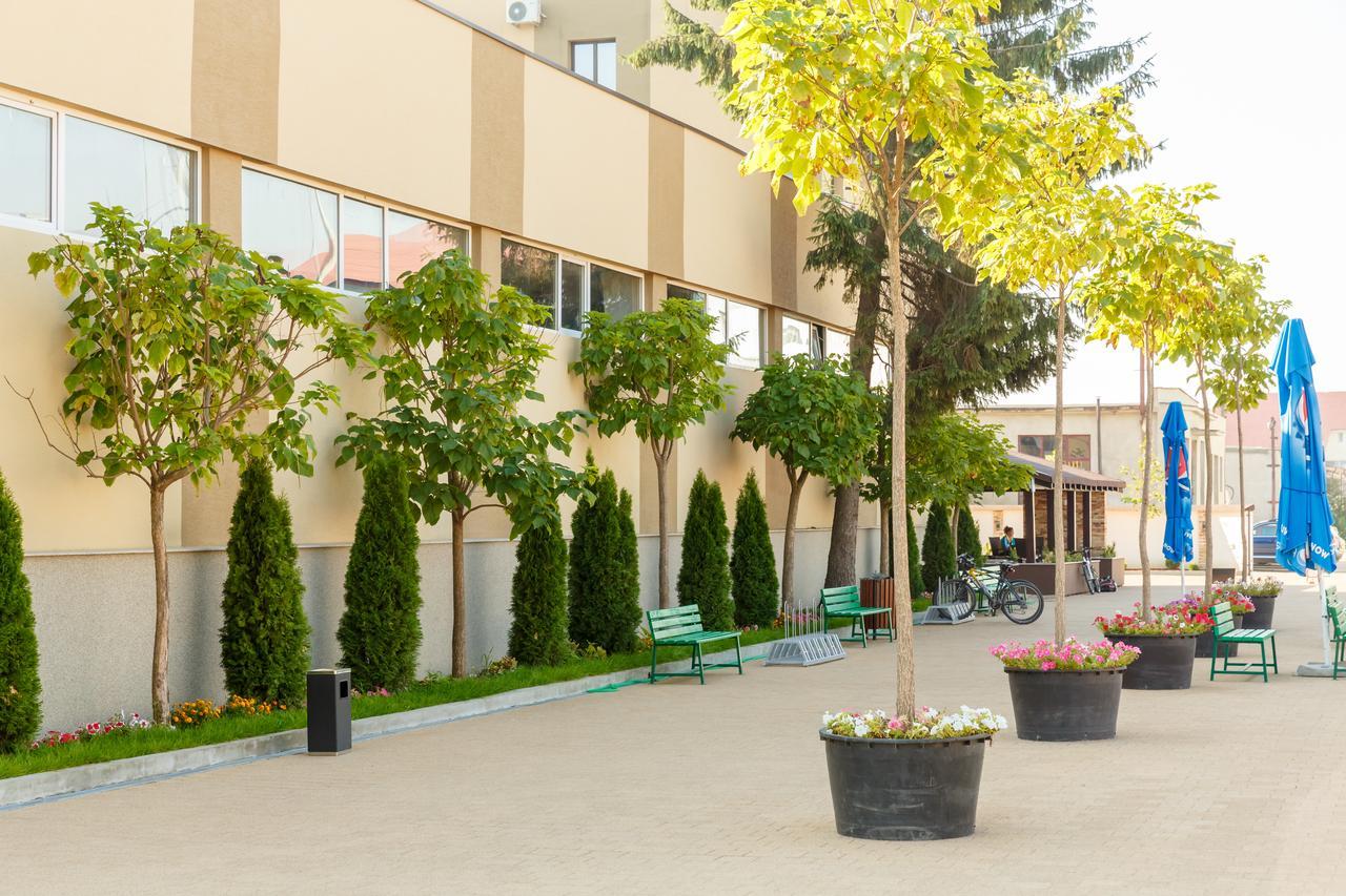 Ymy Hotels Târgu Jiu المظهر الخارجي الصورة