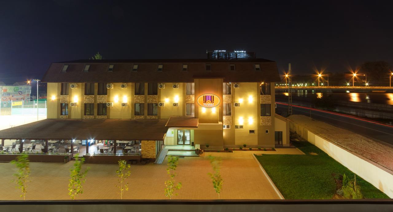 Ymy Hotels Târgu Jiu المظهر الخارجي الصورة